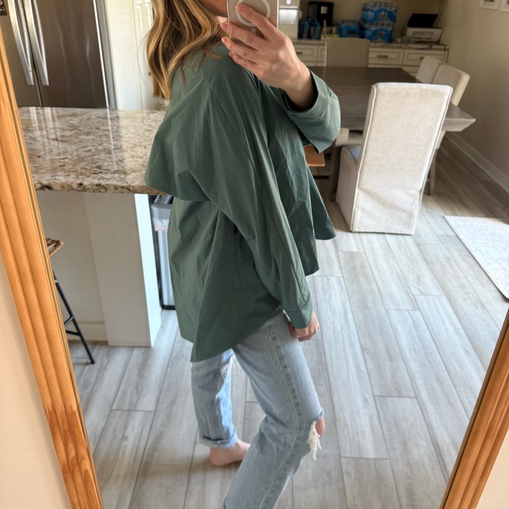 Athleta Lightweight Half Zip Pullover Jacket Gree… - image 3